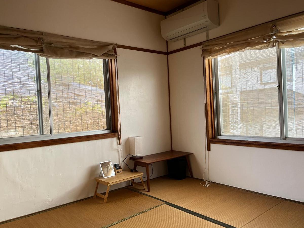 Guesthouse紫雲 Kanonji ภายนอก รูปภาพ