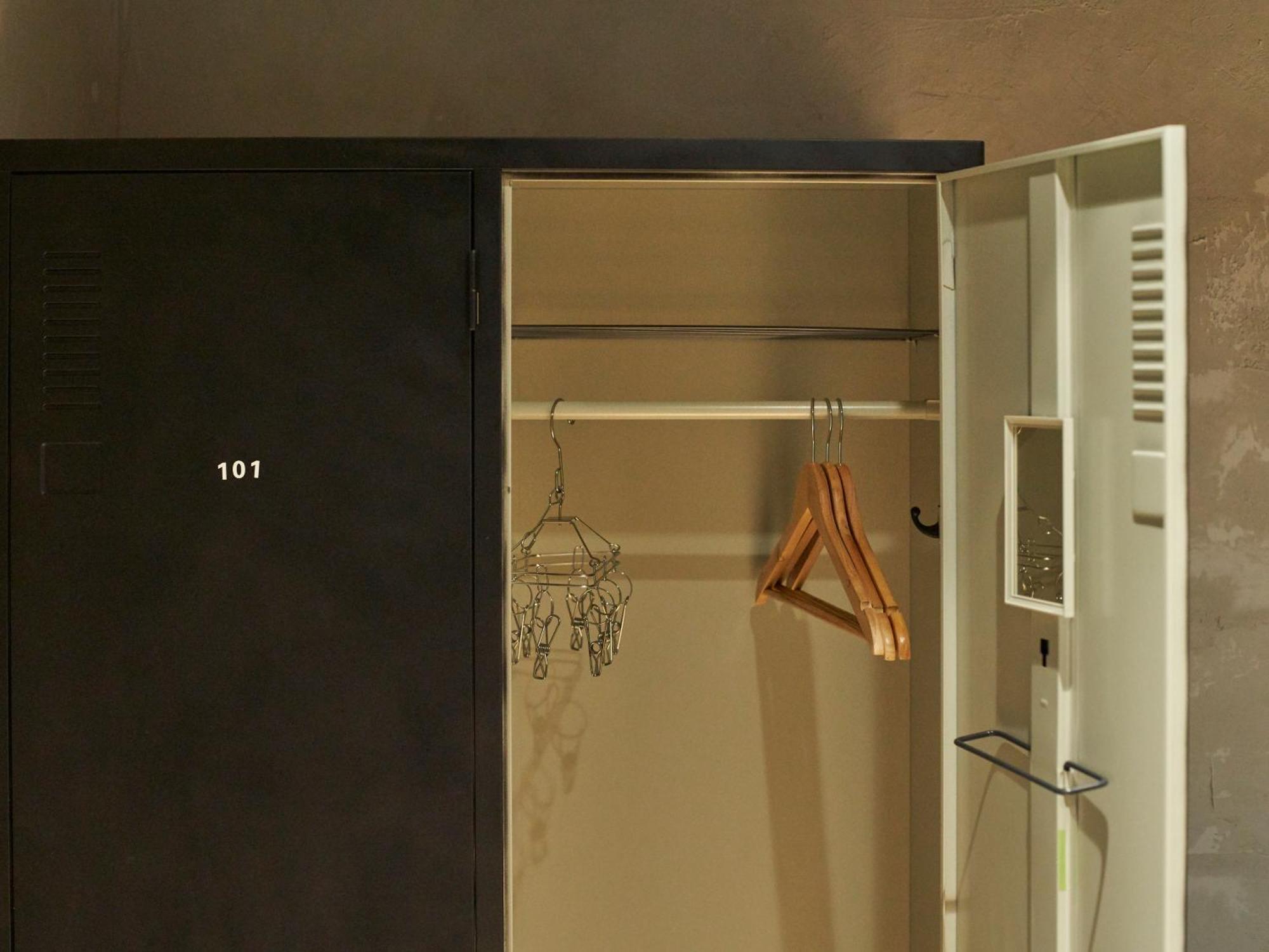 Guesthouse紫雲 Kanonji ภายนอก รูปภาพ
